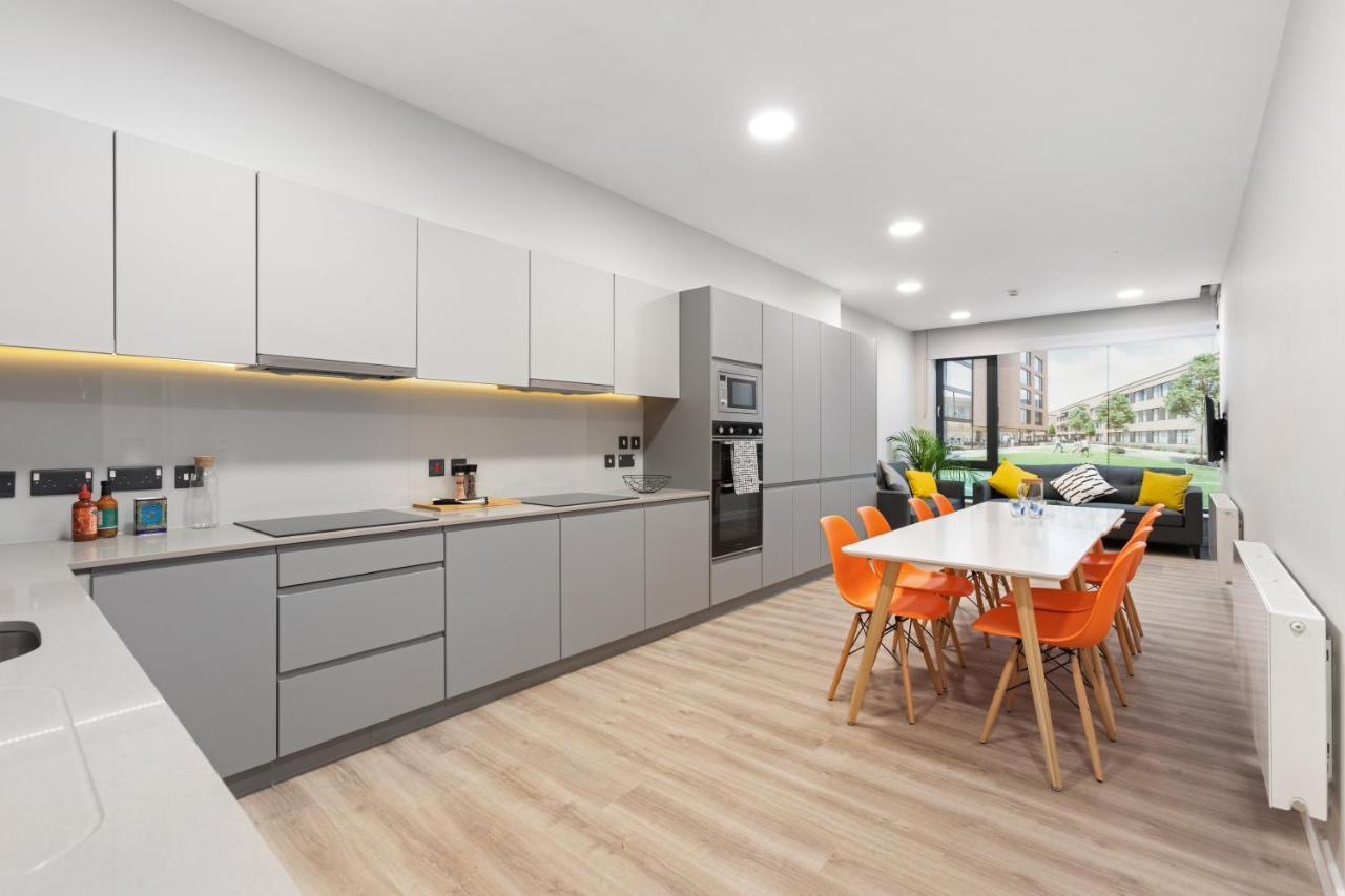 Highfield House Apartments Dublin Room photo